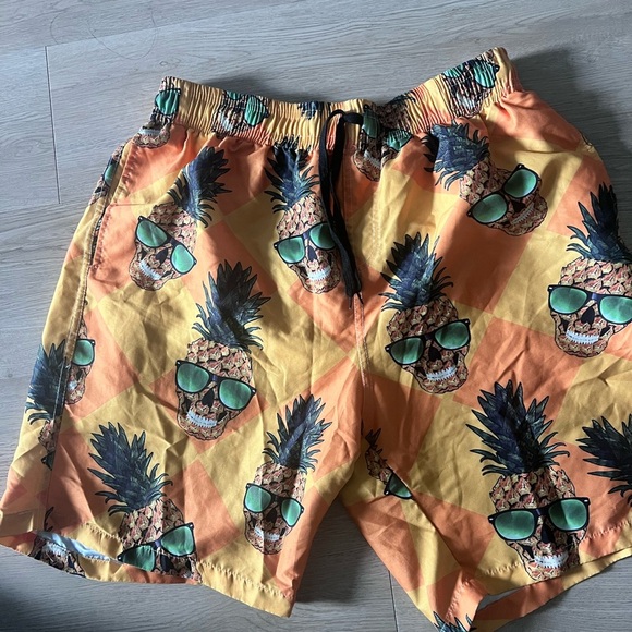 Yellow Pineapple Skull Glasses Swim Trunk Mesh Lining Quick Dry Men Size Large - Picture 5 of 8